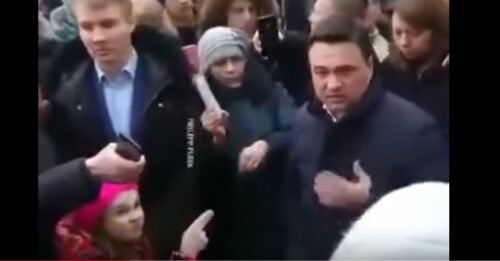 Сеть взорвал ролик со школьницей из Волоколамска, которая угрожает Воробьёву