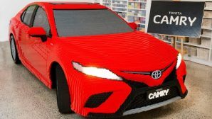 В Австралии собрали копию Toyota Camry из 500 тысяч кубиков LEGO