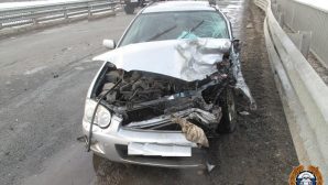 В Марий Эл на встречке столкнулись ВАЗ и Subaru: двое пострадали