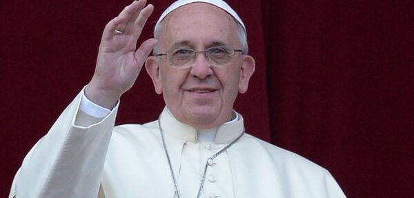Папа Римский мог сказать гею, что «таким его создал Бог»