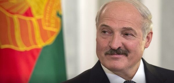 Лукашенко: на Западе мужик на мужике женится, детей некому рожать