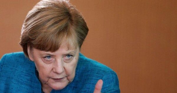 Меркель заявила, что Азовское море - не дело России