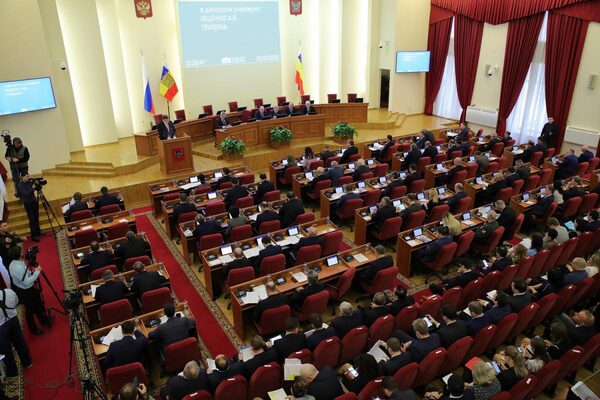 Заксобрание Ростовской области поддержало предложение губернатора относительно усиления мер социальной защиты земляков