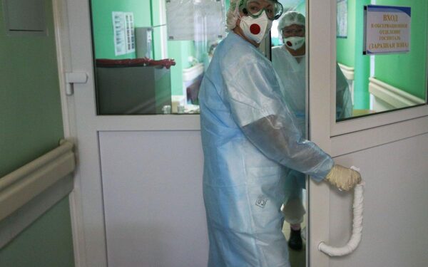 В Крыму обсудили ситуацию с приёмом больных во время пандемии