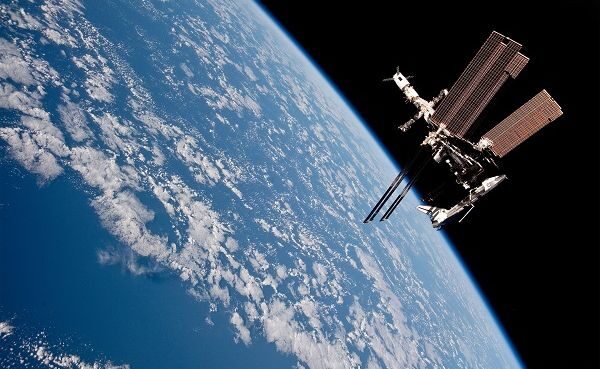США предложат России создать канал связи по вопросам космоса