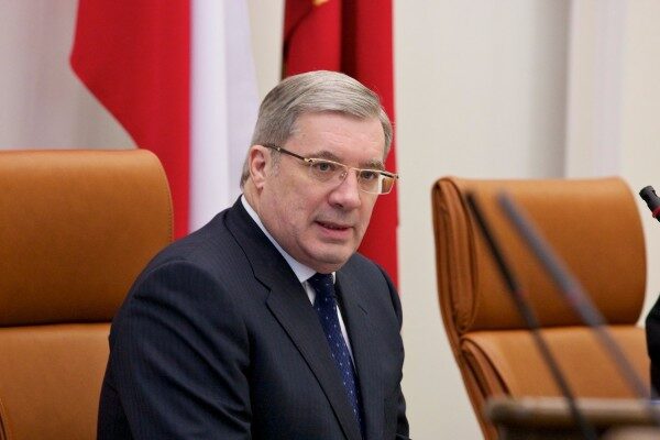Губернатор Красноярского края официально ушел в отставку