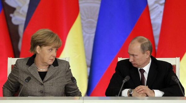 Путин вместо Меркель, такого Берлин ещё не видел