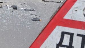 В Пензе молодой водитель влетел в стоящую Газель: пострадала девушка