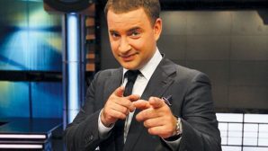 Ведущий Леонид Закошанский впервые показал новорожденного сына