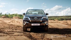 Внедорожник Toyota Fortuner в России получил сертификат ОТТС