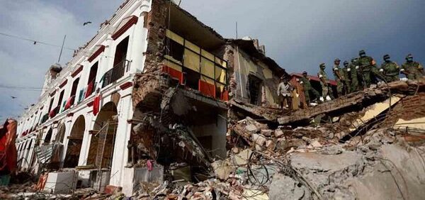 Землетрясение в Мексике сейчас: погибли 250 человек, первые шокирующие видео