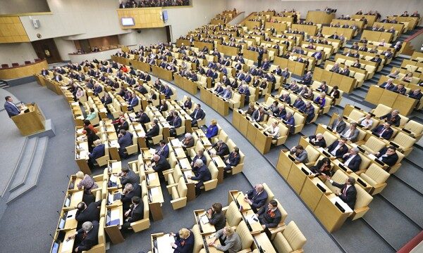 В Госдуме думают над освобождением партий от сбора подписей в регионах