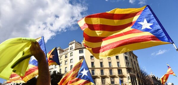 В Каталонии началось голосование на референдуме о независимости