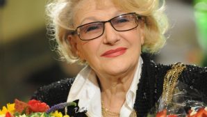 Звезда «Девчат «81-летняя Дружинина показала роскошную фигуру в купальнике