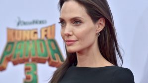 Анджелина Джоли пожаловалась на тяжёлую жизнь матери-одиночки