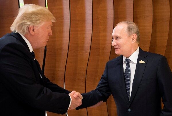 «Нет ещё и речи» - Ушаков опроверг новую встречу президентов России и США