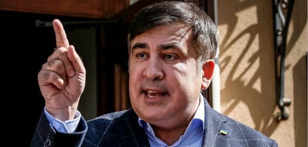 Саакашвили: Люди любят неглупого Парасюка