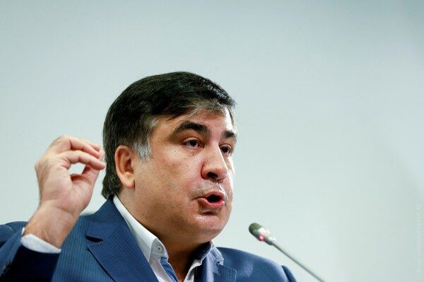 Саакашвили заявил о блокировке его страницы в Facebook