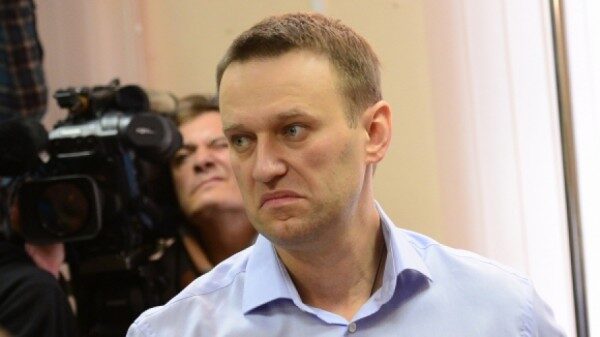 Тверской суд Москвы зарегистрировал иск Навального к Путину
