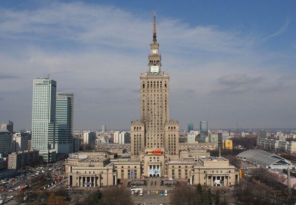 Власти Польши обсуждают возможность сноса Дворца культуры и науки в Варшаве