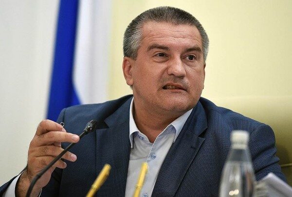 Аксенов заявил о намечающихся отставках в правительстве Крыма