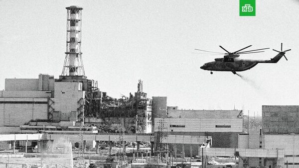 Эхо прошлого: на Чернобыльской АЭС обнаружены обломки вертолета, упавшего 31 год назад