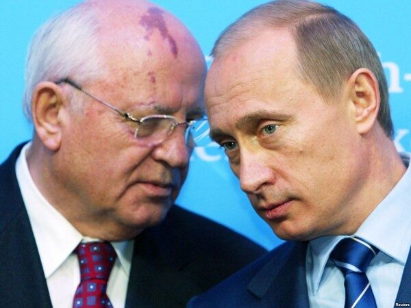 Горбачев прокомментировал решение Путина пойти на новый срок
