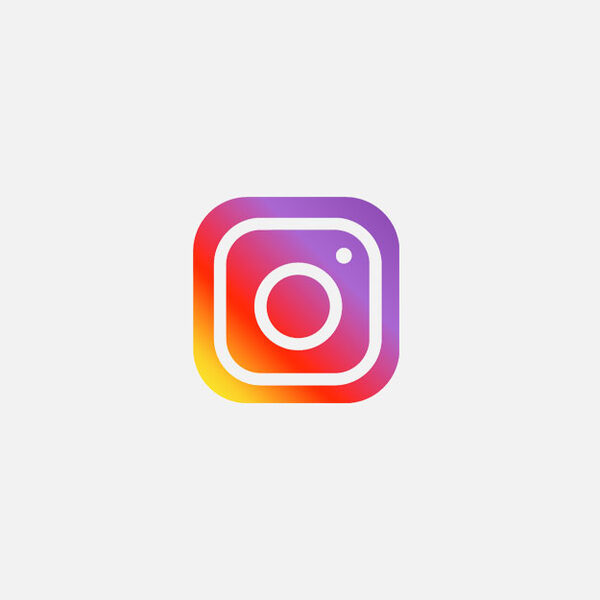 В социальная сеть Instagram сейчас можно сохранять старые истории
