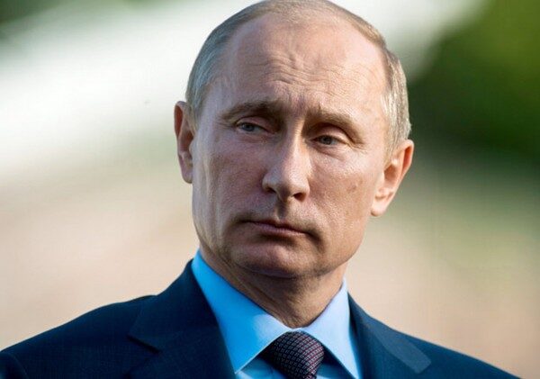 Владимир Путин прилетел на авиабазу Хмеймим в Сирии