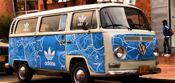 Adidas и Volkswagen отрицают заявление Климкина по Крыму