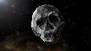 К Земле несётся огромный астероид в форме черепа