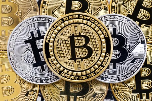 Курс биткоина сегодня 24 01 18: биктоин торгуется ниже $11 000, тотального обвала bitcoin не будет – прогноз 2018