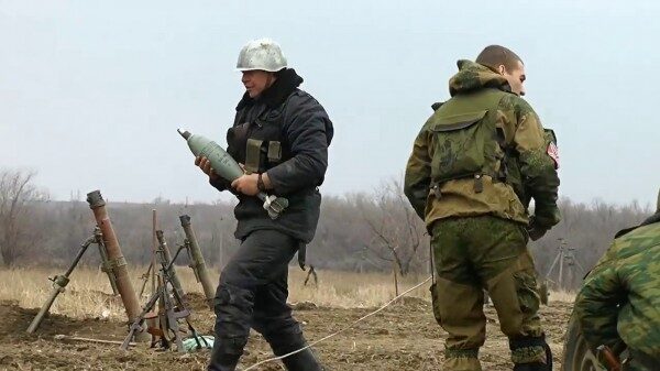 ЛНР: Солдат ВСУ открыл огонь из миномета по поселку возле Попасной