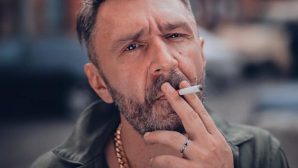 Сергей Шнуров рассказал, почему бросил курить