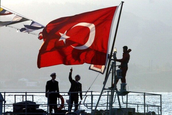 Турция не пустила корабль Минобороны Греции к спорным островам