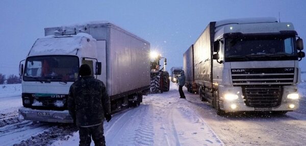 Укравтодор запретил движение грузовиков в Одесской области