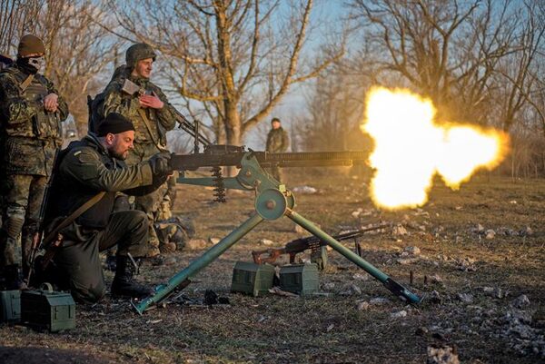 В Киеве войну в Донбассе хотят превратить в позитив для Украины