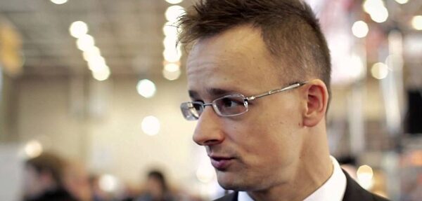 Глава МИД Венгрии обвинил Украину в «международной кампании лжи»