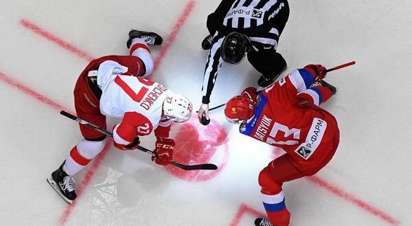Хоккей, матч Россия - Словакия 14 февраля завершился поражением "красной машины"
