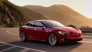 Красноярец продает электрокар Tesla Model S за 10,5 млн рублей?