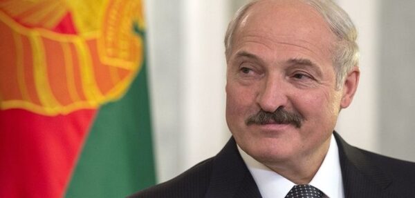 Лукашенко не видит альтернативы переговорам в Минске