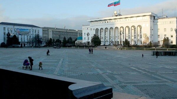 Московская спецкомиссия продолжает проверку чиновников в Дагестане