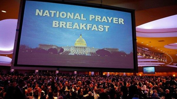 На традиционный молитвенный завтрак в Вашингтон пригласили 55 россиян