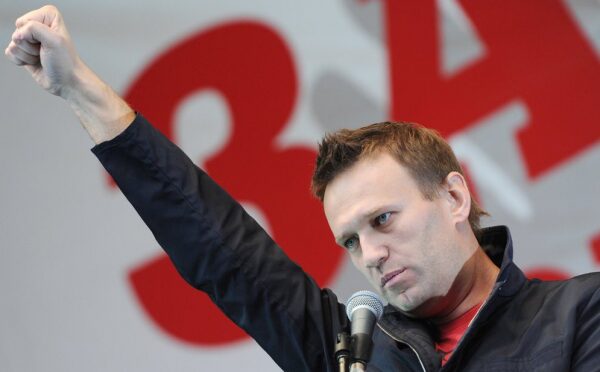 Навальный назвал сторонников Путина "мурзилоидами"