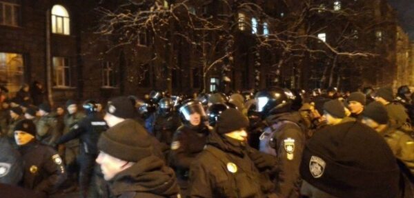 Полиция задержала нескольких сторонников Саакашвили