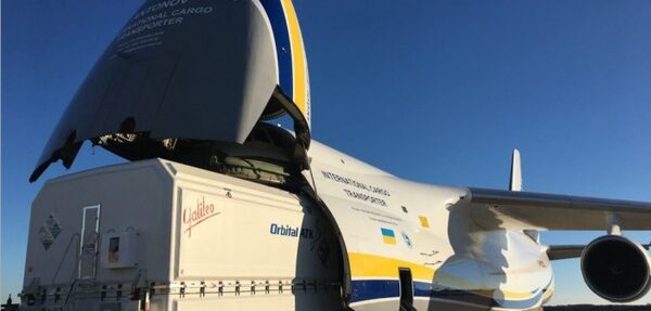 Посольство: «Авиалинии Антонова» участвовали в подготовке запуска Falcon Heavy