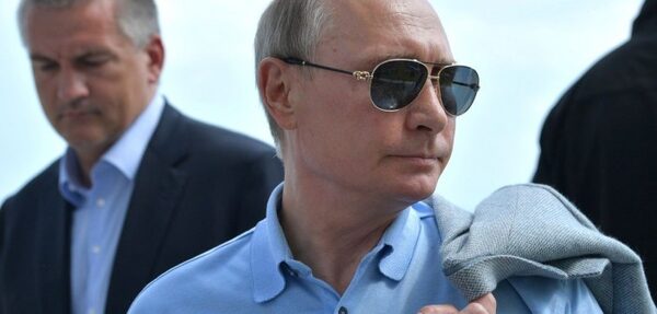 Российский ЦИК зарегистрировал Путина кандидатом в президенты
