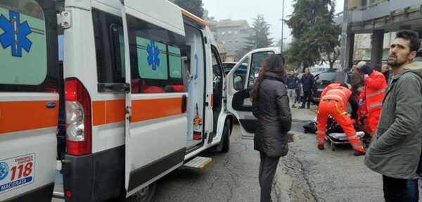 В Италии мужчина открыл огонь по прохожим, есть раненые