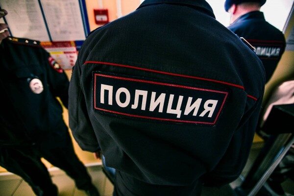В Петербурге сторонников Навального задержали за незаконную агитацию