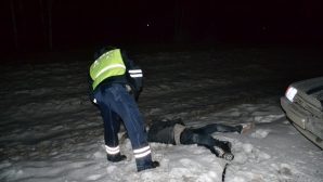 В Вытегорском районе 62-летний мужчина погиб под колёсами УАЗа